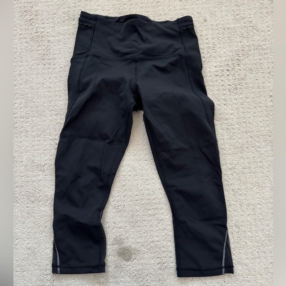 Women’s Lululemon leggings capri